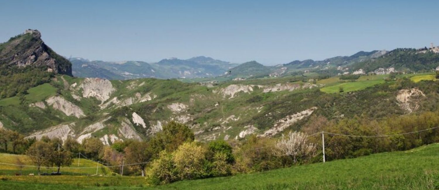Valmarecchia-Maiolo-ph-Paritano-arch.-Prov.-Rimini-center-800x600
